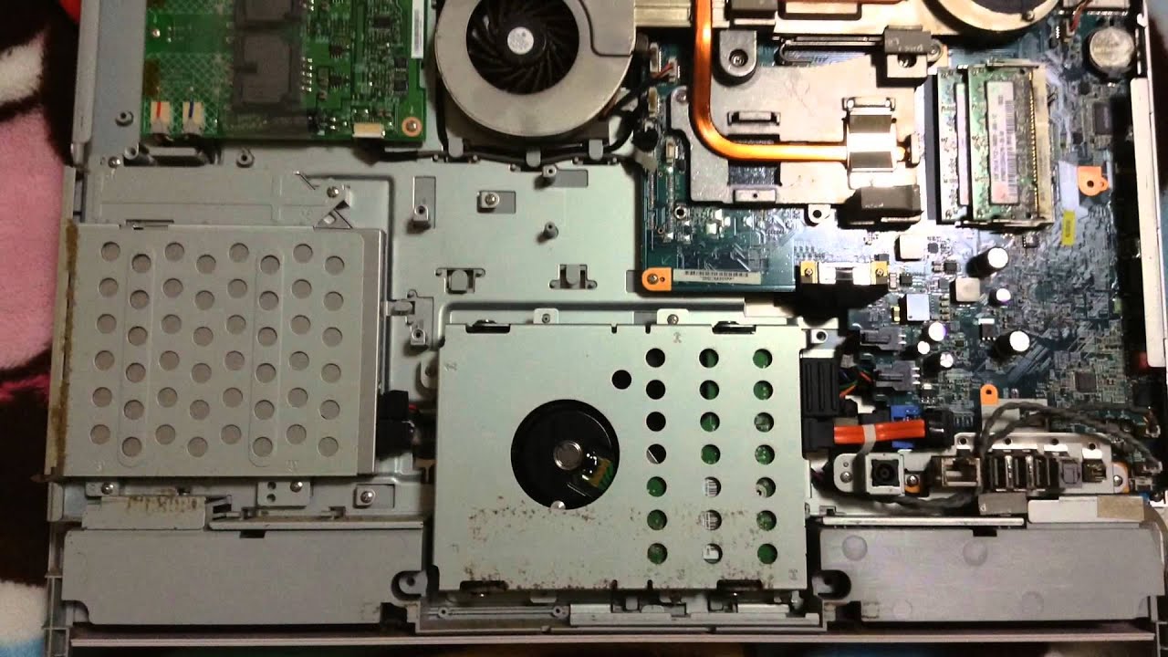 VGC-JS50Bを分解清掃ついでにメモリも交換/I change the memory in a resolution cleaning occasion 【mucci TV】