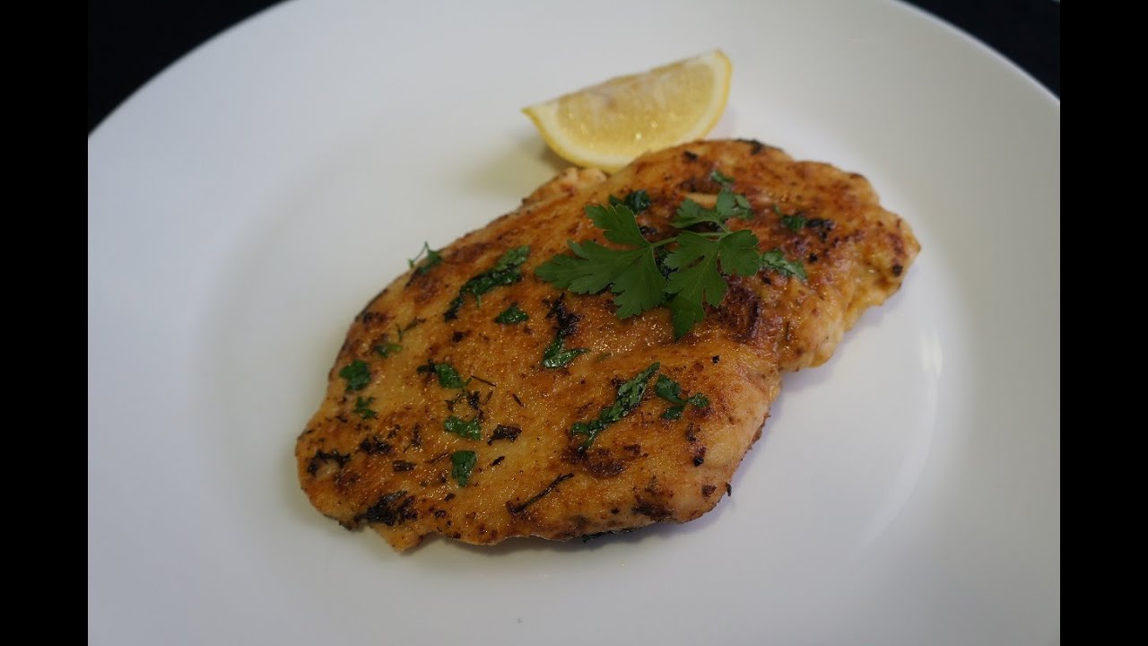 Pollo al limón con estragón. Receta baja en calorías.