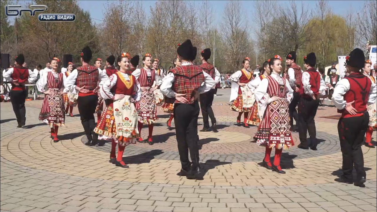 Фолклорен концерт и дефиле на танцови ансамбли от Ломския край - 