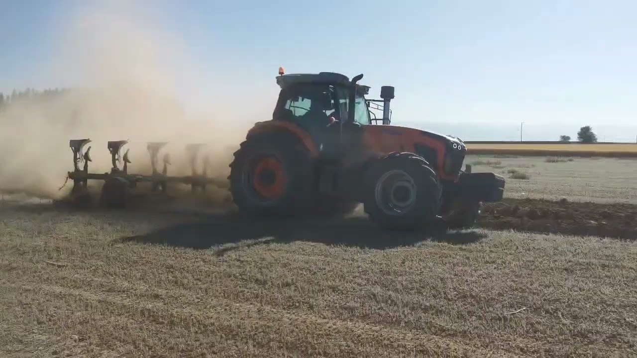 ENSIGN TRACTORS 260HP YX2604-M working