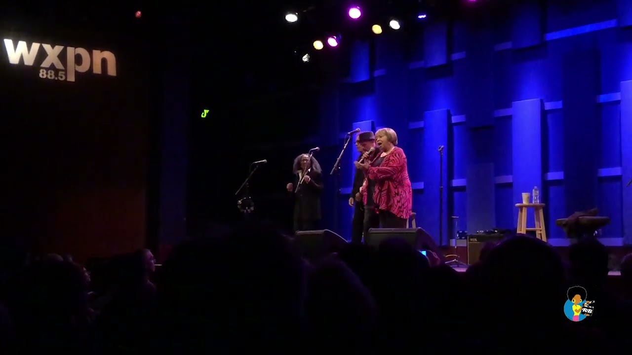 Mavis Staples - Let's Do It Again (Live) 2018