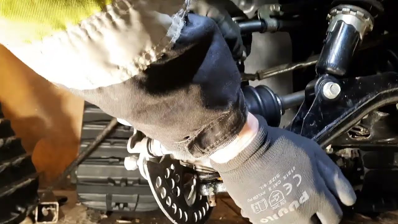 Yamaha Grizzly 700 vetonivelen vaihto