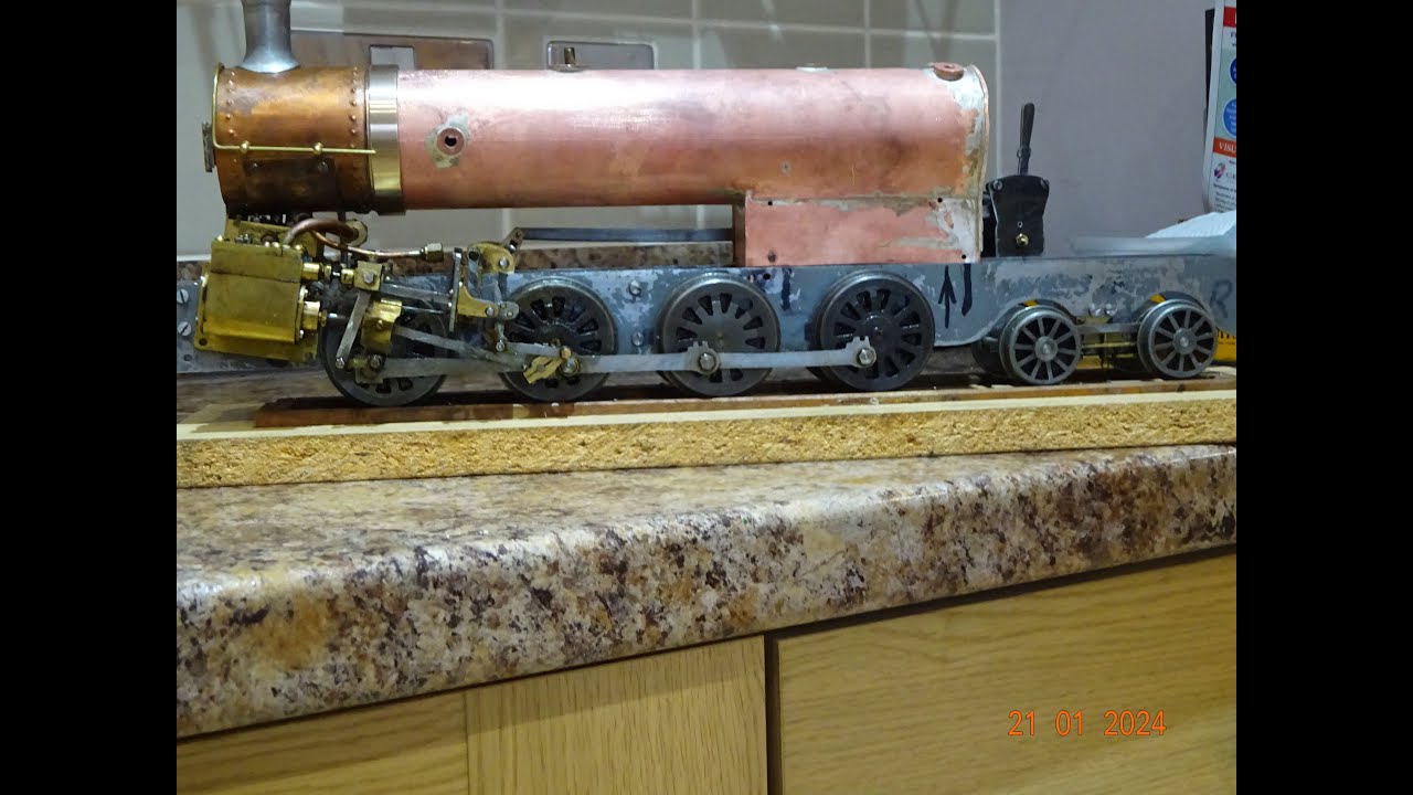 A 3 cylinder 0 8 4 garden rail locomotive