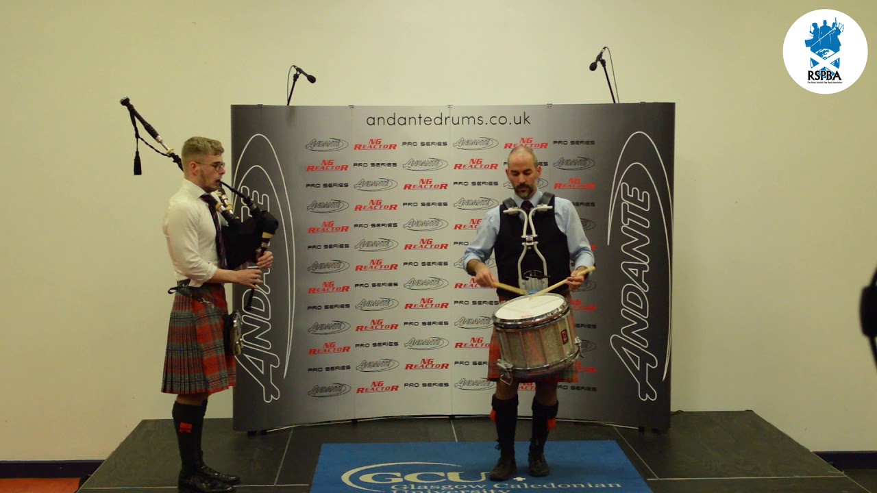 06 Andrew Lawson - Hornpipe and Jig
