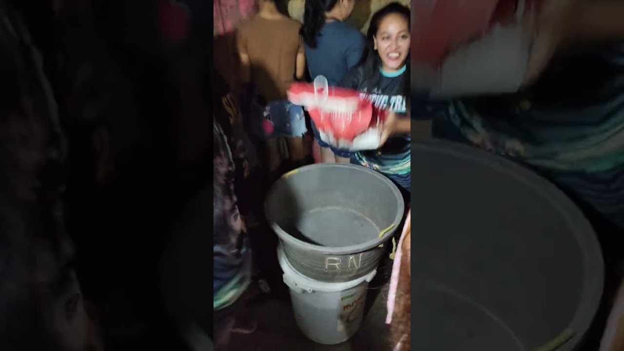Something color low budget exchange gifts 🎁😆 new year eve.😆🤣
