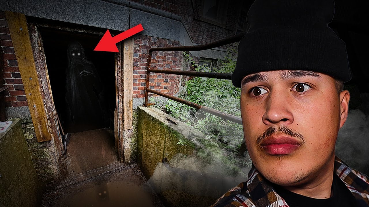 SECRETLY GHOST HUNTING at PENNHURST PARACON! (Real Cries of Past Residents)
