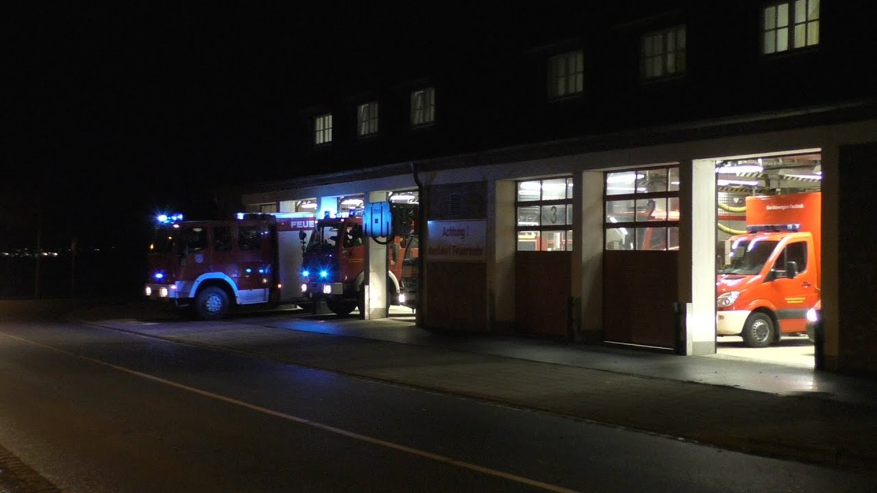 [TLF FF im LZ/Wachausfahrt] Löschzug Berufsfeuerwehr Hansestadt Stralsund