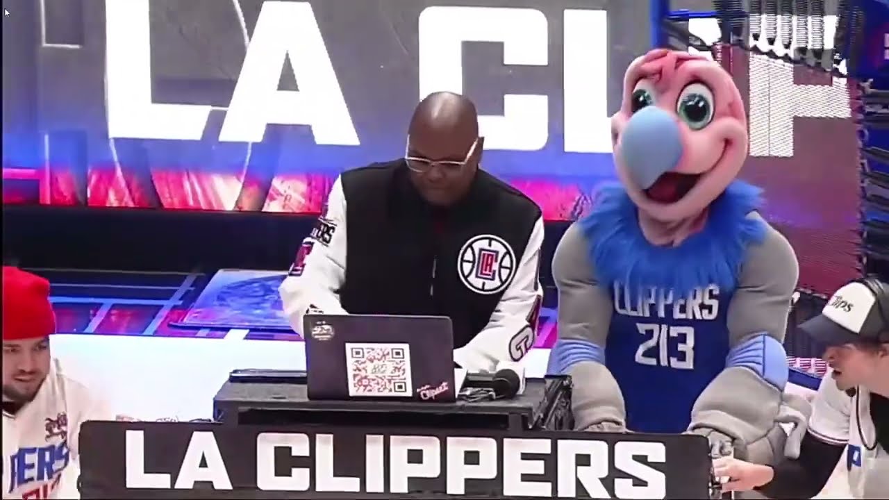 Halftime Performance Featuring Chuck the Condor, Clippers Spirit, Slam Squad, Kid Clippers and More