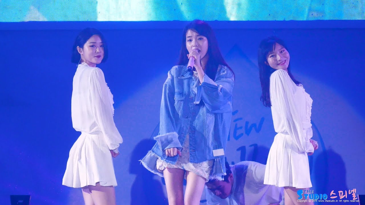 180512 아이유 좋은날 직캠 IU fancam - Good Day (이슬라이브 페스티벌) by Spinel