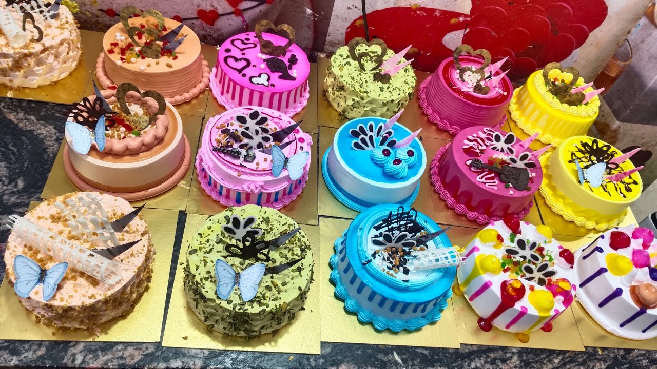 Mr. Safat cake chef is live! #cake #cakedesing #cakedecraion beautiful cake design 😋