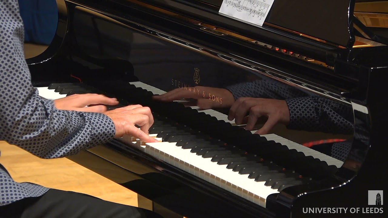 Claude Debussy - Page d'album; Ian Buckle, piano