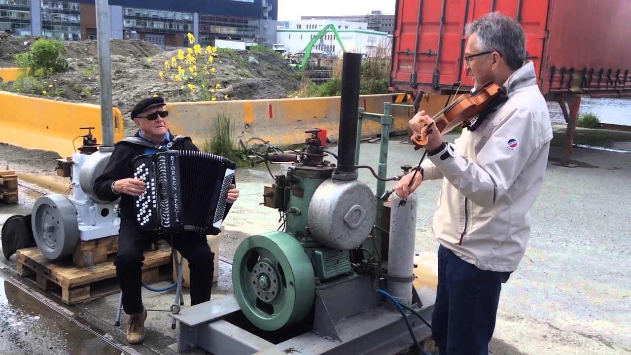Concert on the dock