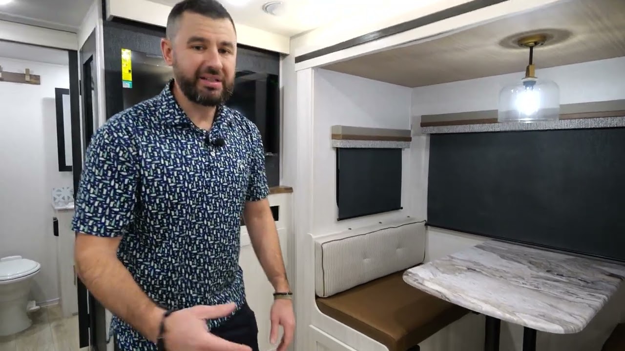 The perfect couples coach and half-ton towable! Take a tour of the 2024 Surveyor Legend 252RBLE!