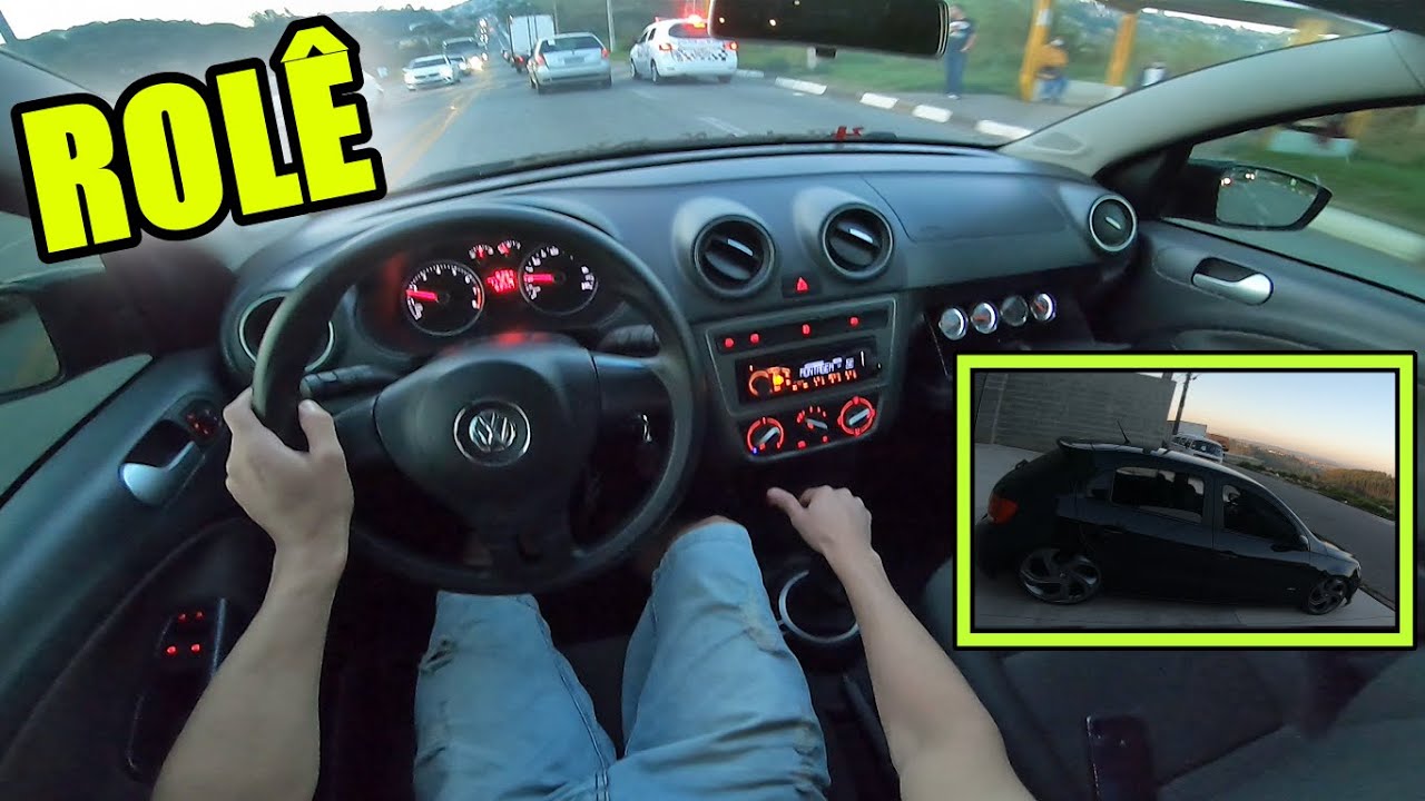 ROLÊ DE CARRO ESCUTANDO FUNKS NOVOS