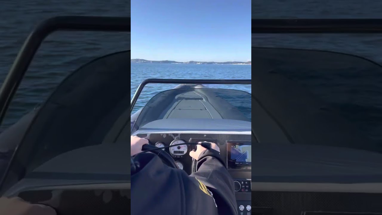 Gommone focchi 730 family con mercury 300xspro golfo di Napoli