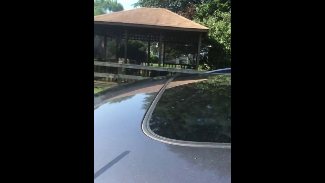 How to Adjust a Sunroof