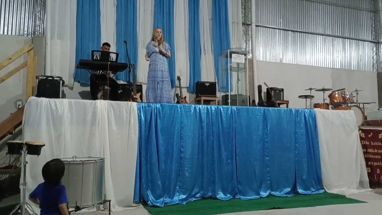Predica pastora clarisa Jiménez de Varela iglesia Dios Edifica 
