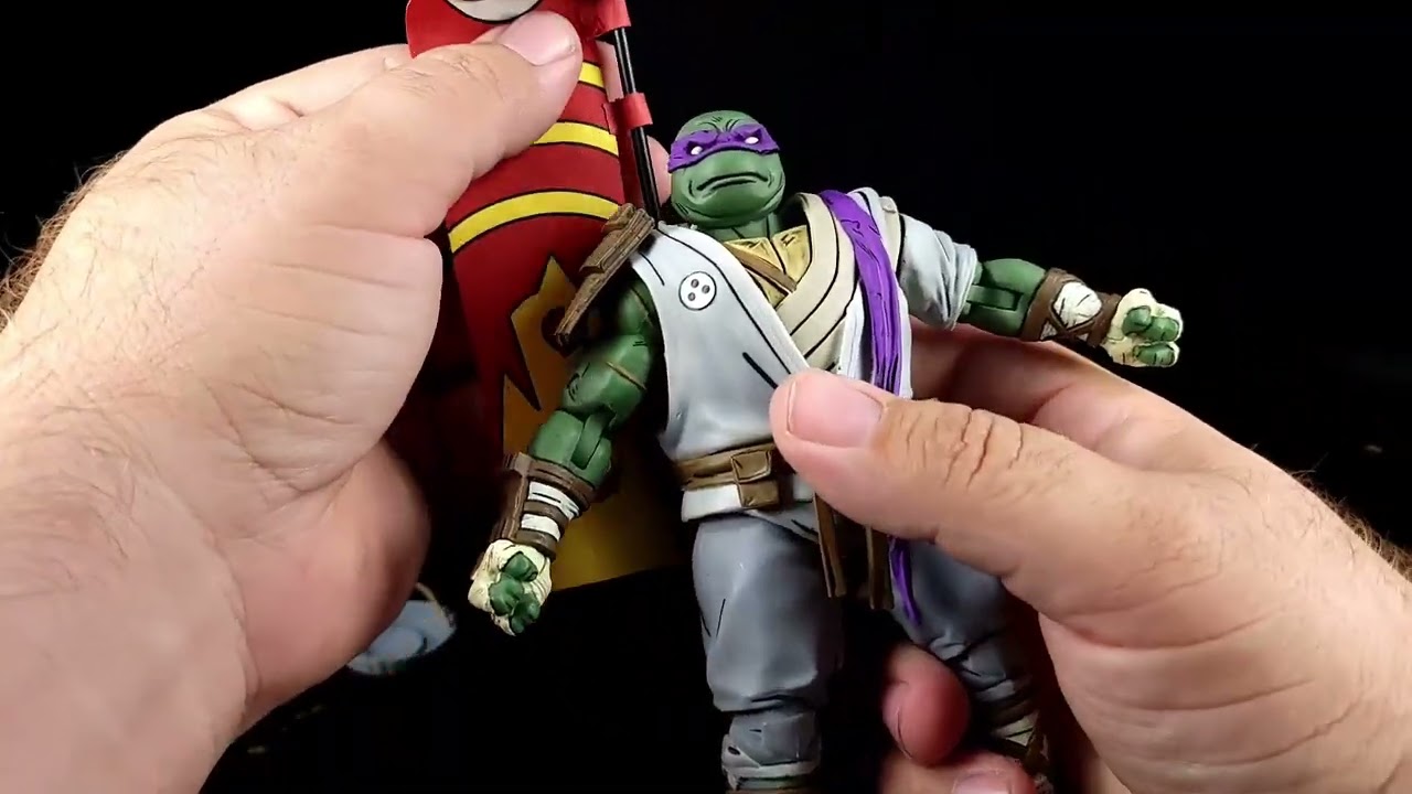 OUT DA BOX: NECA THE LAST RONIN DONATELLO