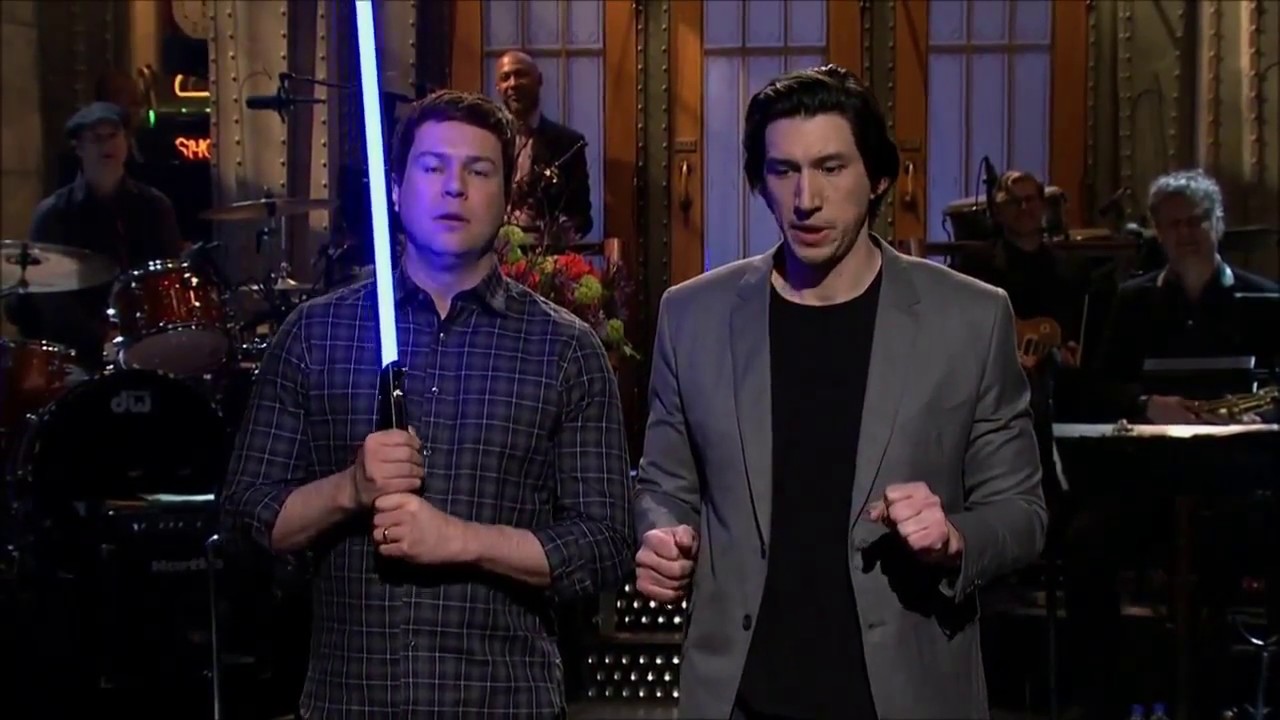 Adam Driver as: HIMSELF - Saturday Night Live (2016) - Entrance