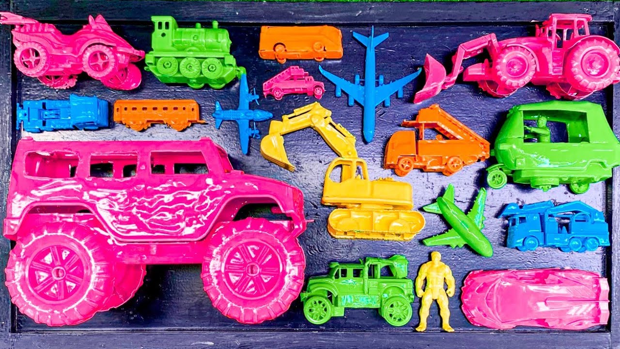 Membersihkan mobil mobilan, mobil jeep, pesawat terbang, mobil monster, mobil balap, kereta, anomali