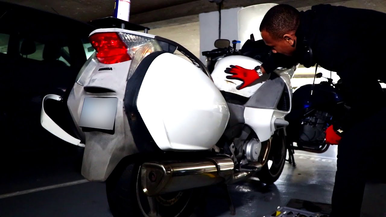 Démontage Honda NT700VA ABS