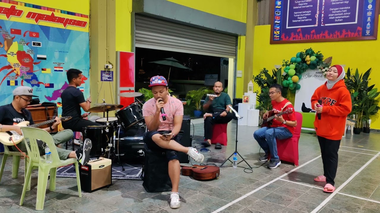 Gubahanku - Eza Suryani feat Sparkling Band 