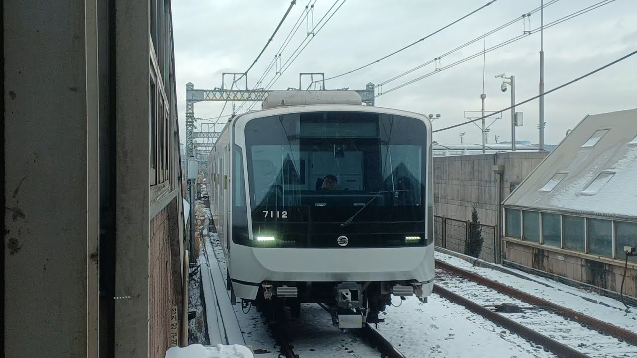 온수행7호선신차 712편성 도봉산역 열차 진입 (2025.12.06)
