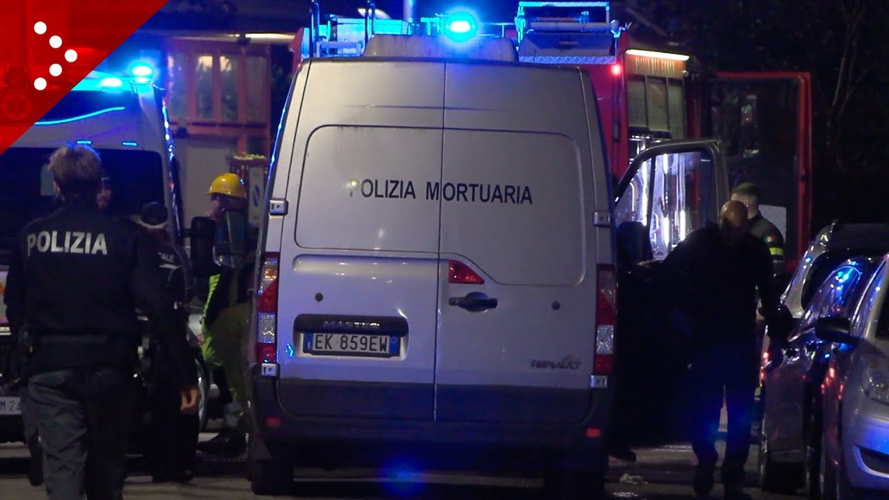 Milano, incendio in un palazzo in zona Precotto: muore un'anziana, diversi residenti evacuati