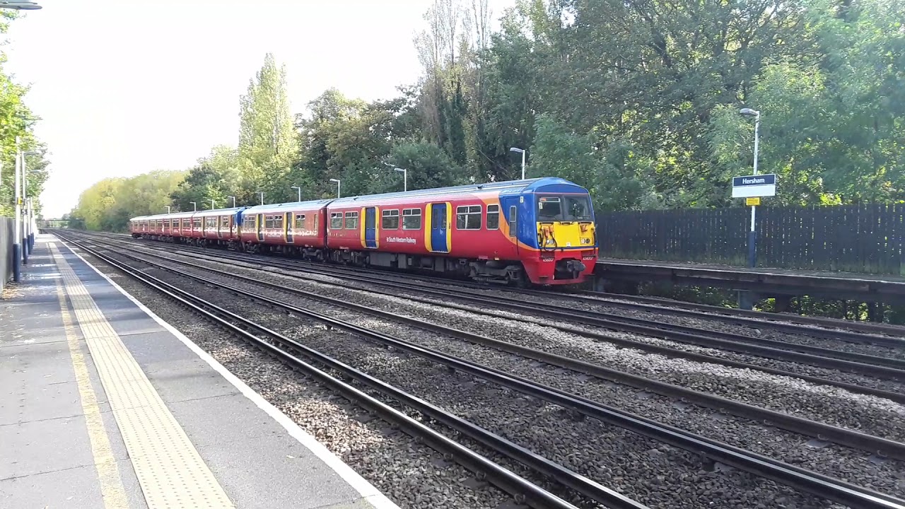 Trains at: Hersham, SWML, 19/10/19
