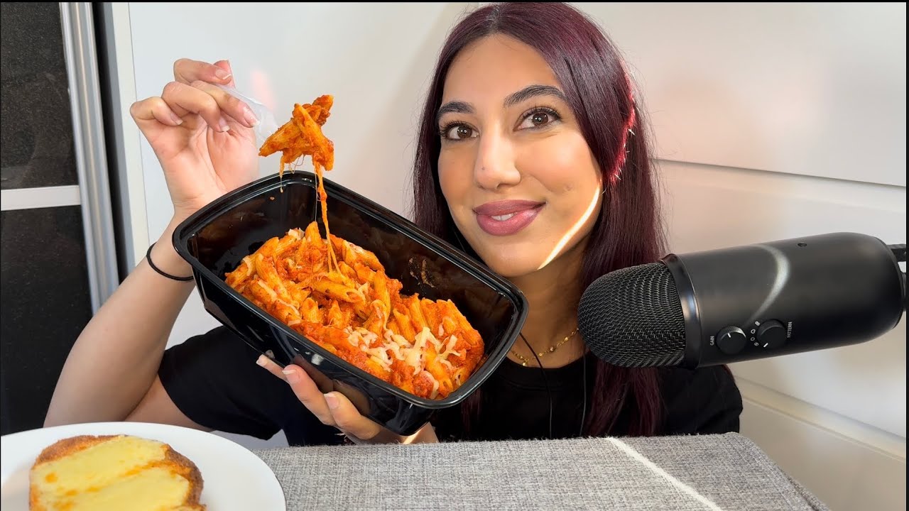 ASMR Cheesy Pasta and Crispy Bread Mukbang (Crunchy Eating Sounds) 