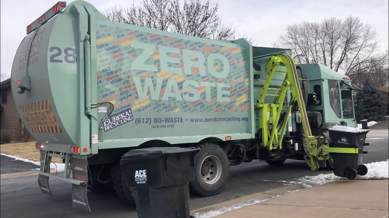 Eureka! Recycling: Dennis Eagle Pactech Garbage Truck