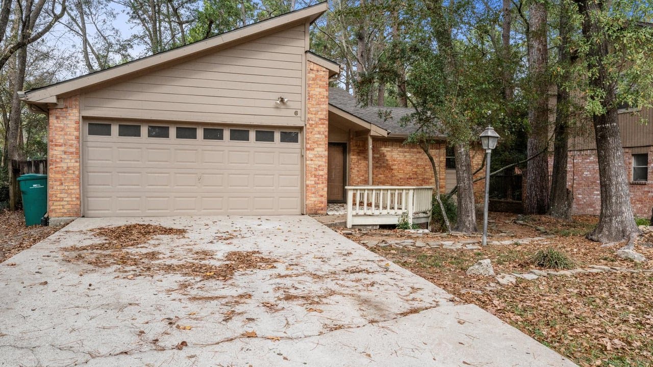 6 N Pineplank Ct, The Woodlands, TX