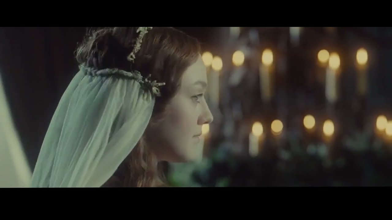 John Everett Millais (Tom Sturridge) and Effie Gray (Dakota Fanning) - ivy