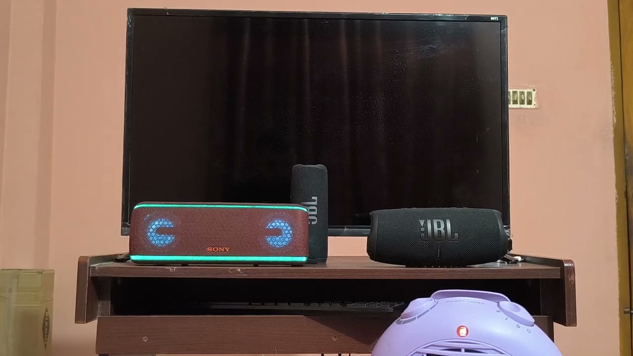 Jbl charge 5 vs Sony xb 41.. which is best