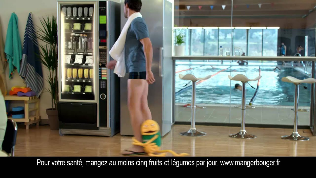 Danio, ENCAS de méchante FAIM à la piscine