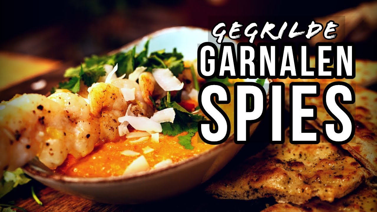 Gegrilde GARNALEN spies met rode curry op de BBQ