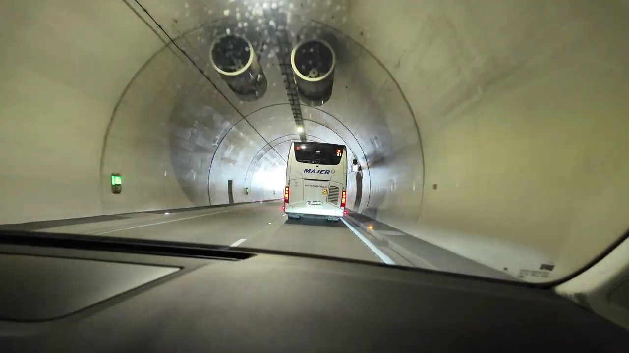prejazd tunelom Višňové