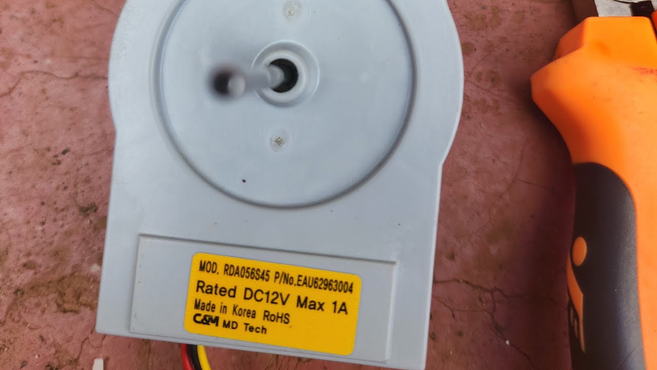 Fridge fan motor testing DC12v from LG fridge #fan #motor #faulty
