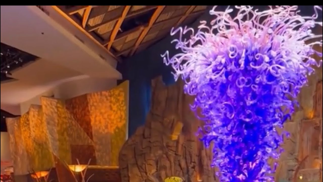 Tour of Mohegan Sun Casino Resort: Sky Suite, Tao, Ballo, Penthouse & More