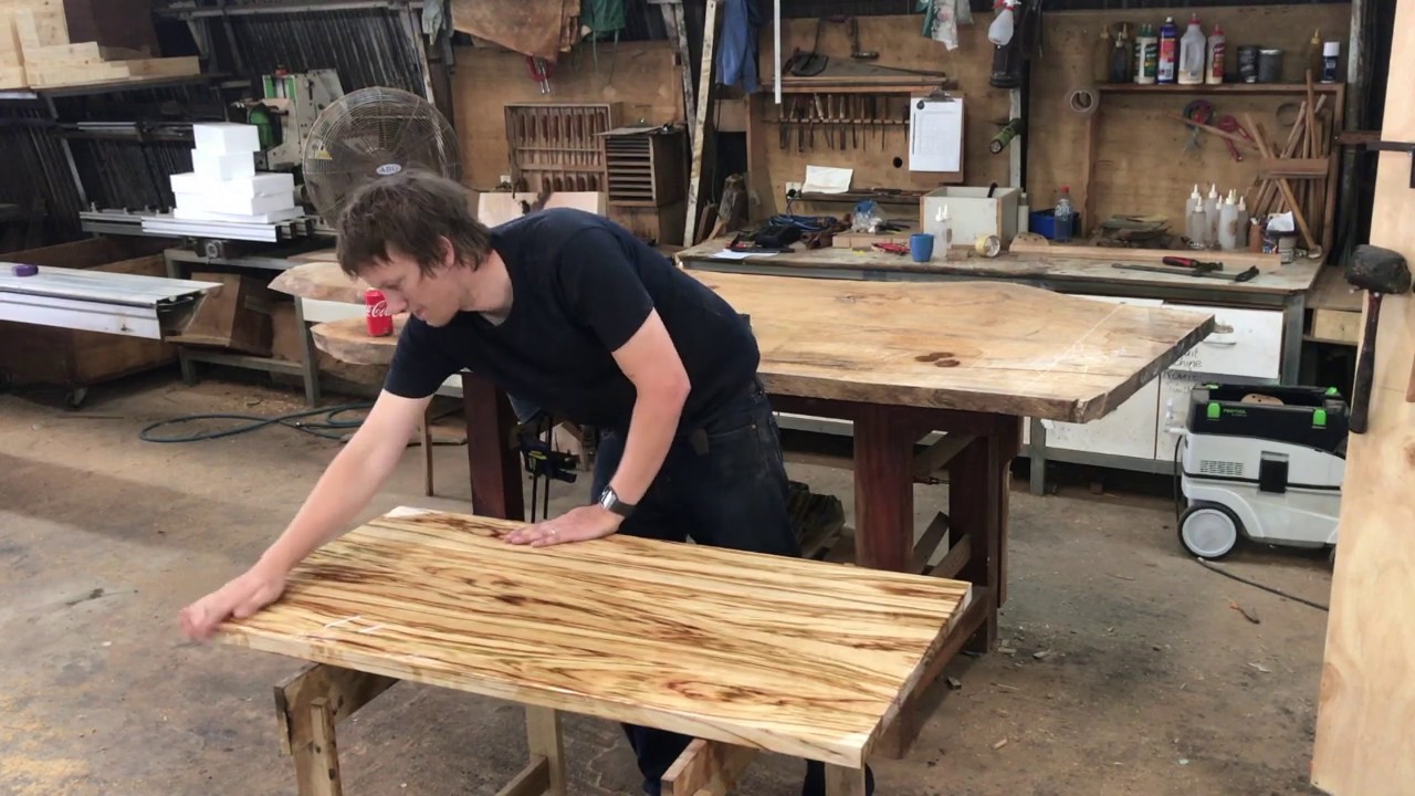 Applying Tung Oil | Dubbeld Wood Tools