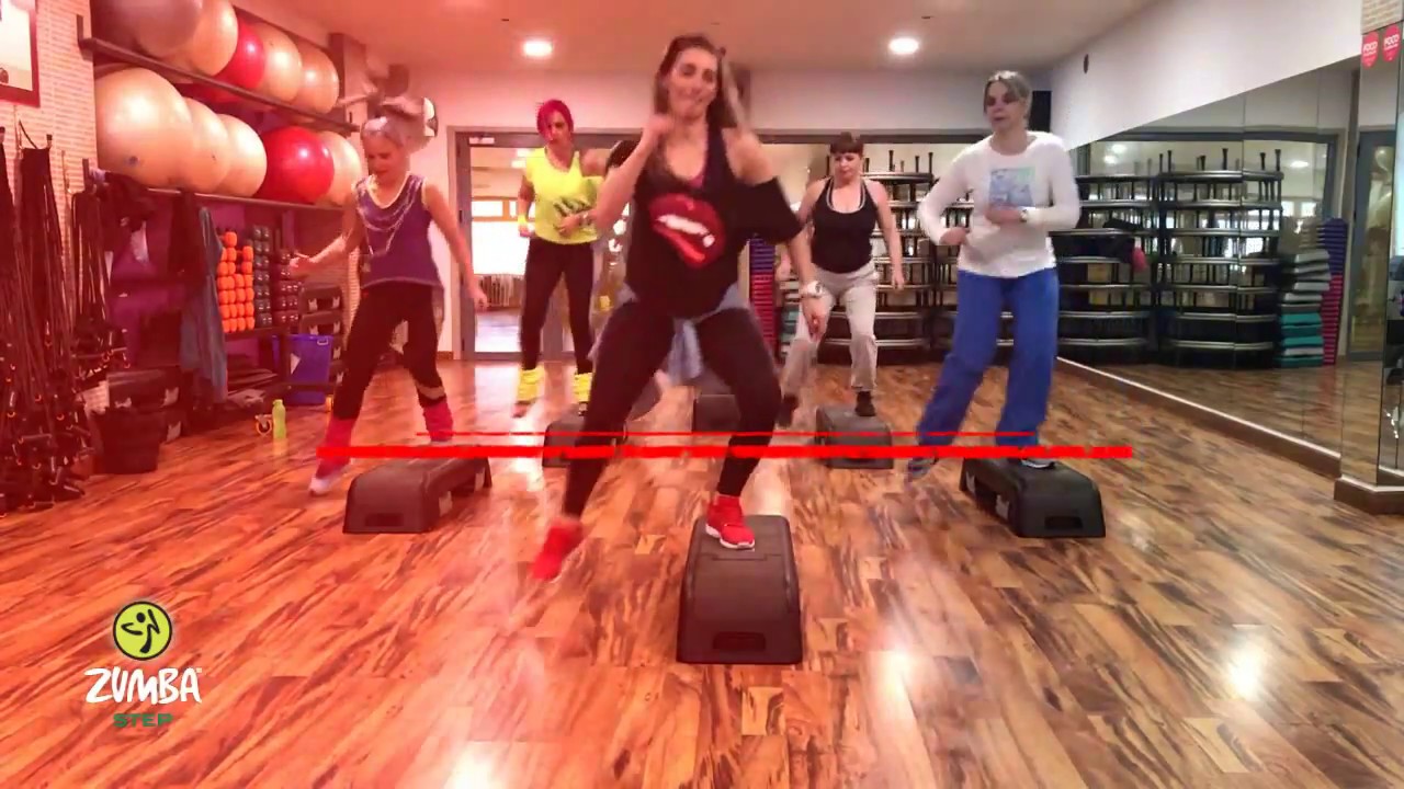 MAYORES| Becky G ft Bad Bunny| ZumbaStep®