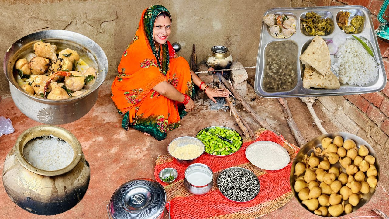 होटल और रेस्टोरेंट के खाने पड़ जाएगा फीका🤷‍♀️ इस देशी खाने के आगे🤗Village Wedding Veg Thali