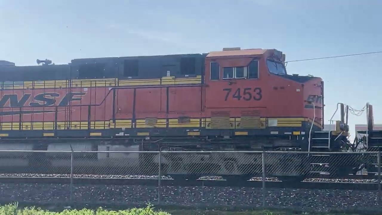 BNSF 7948 Northbound Intermodal coming to a stop to wait for another BNSF Intermodal 