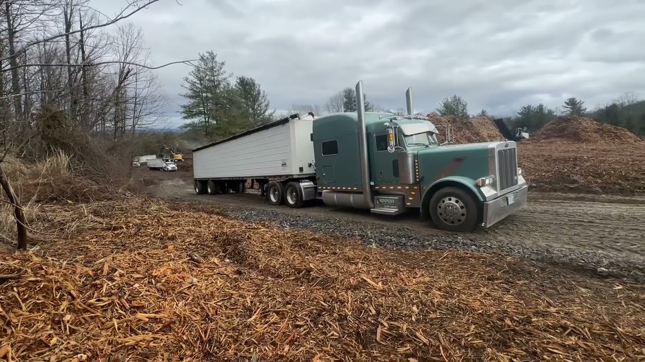 Peterbilt vs Steep Muddy Hill