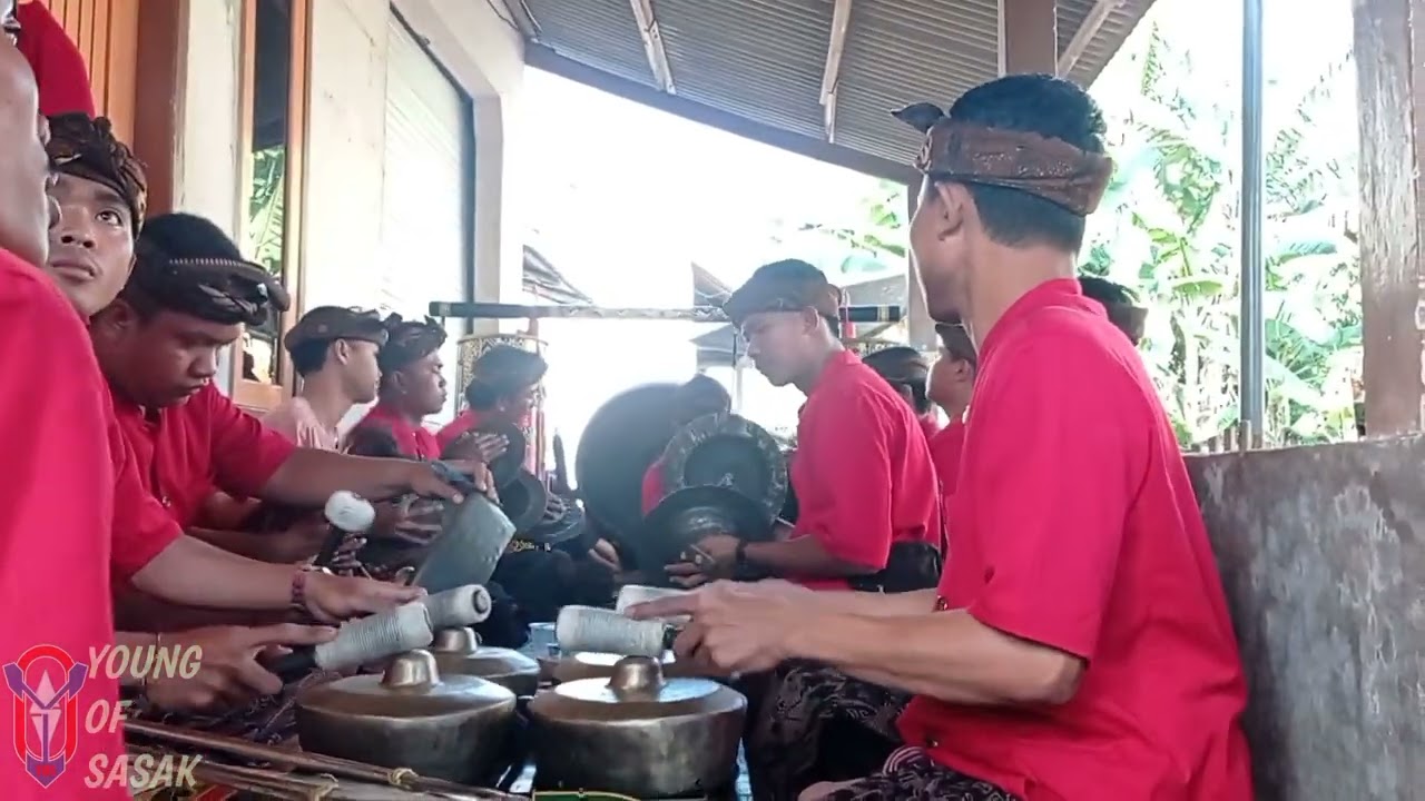 GAMELAN 