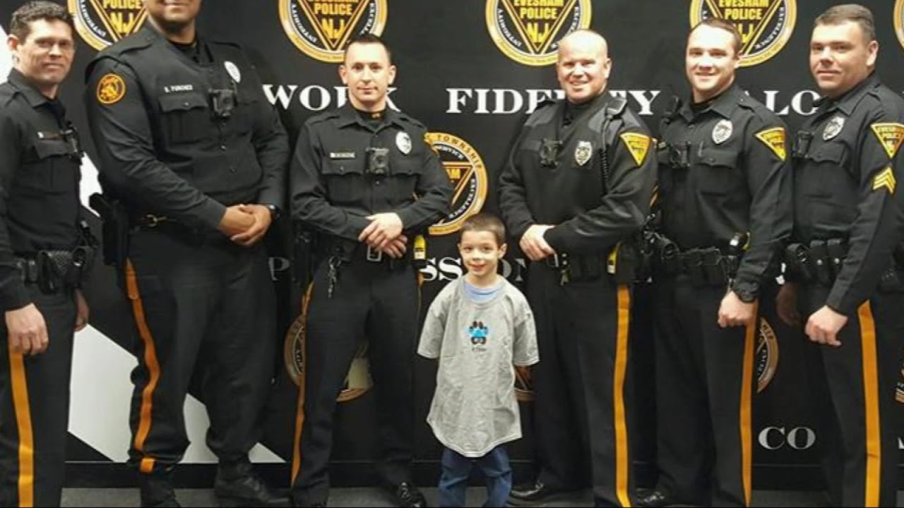 Little boy teams up with 911 dispatcher to save his mother’s life
