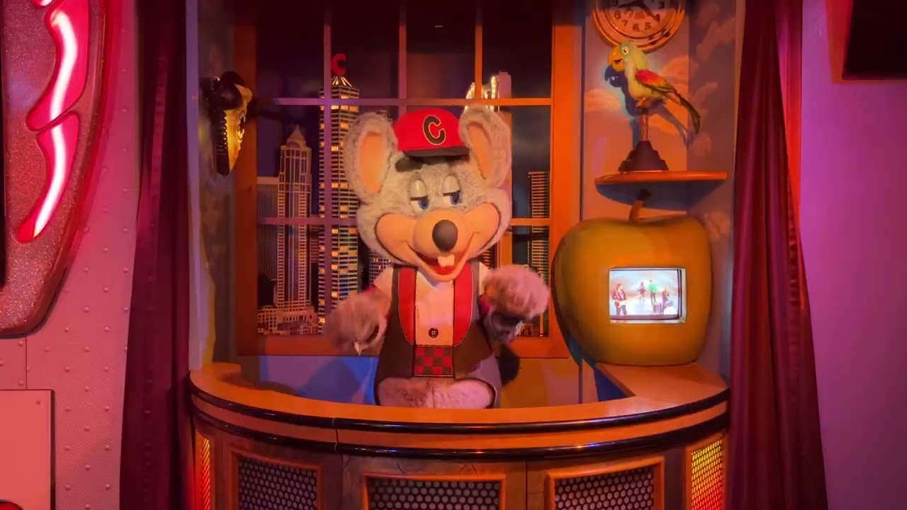 April 2014 Segment 2 (Larry Go to The Store, Everybody Have Fun Tonight) Close Up