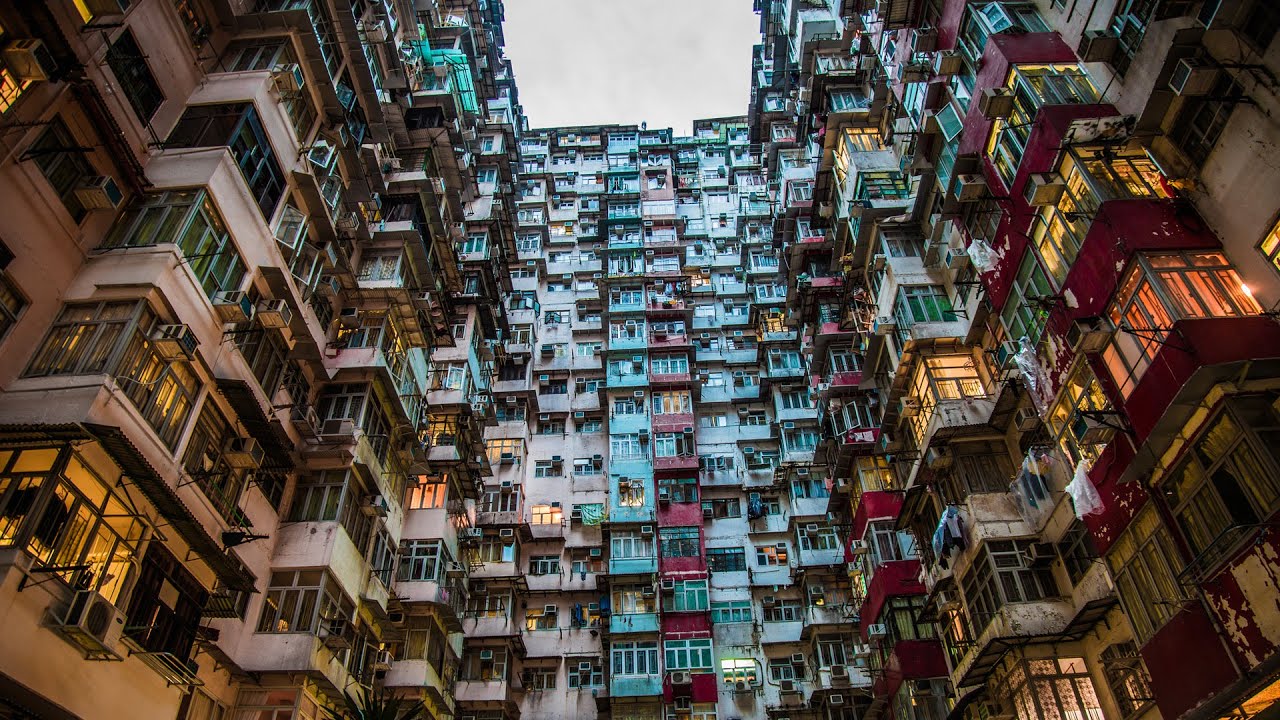 Life in Hong King's Cages