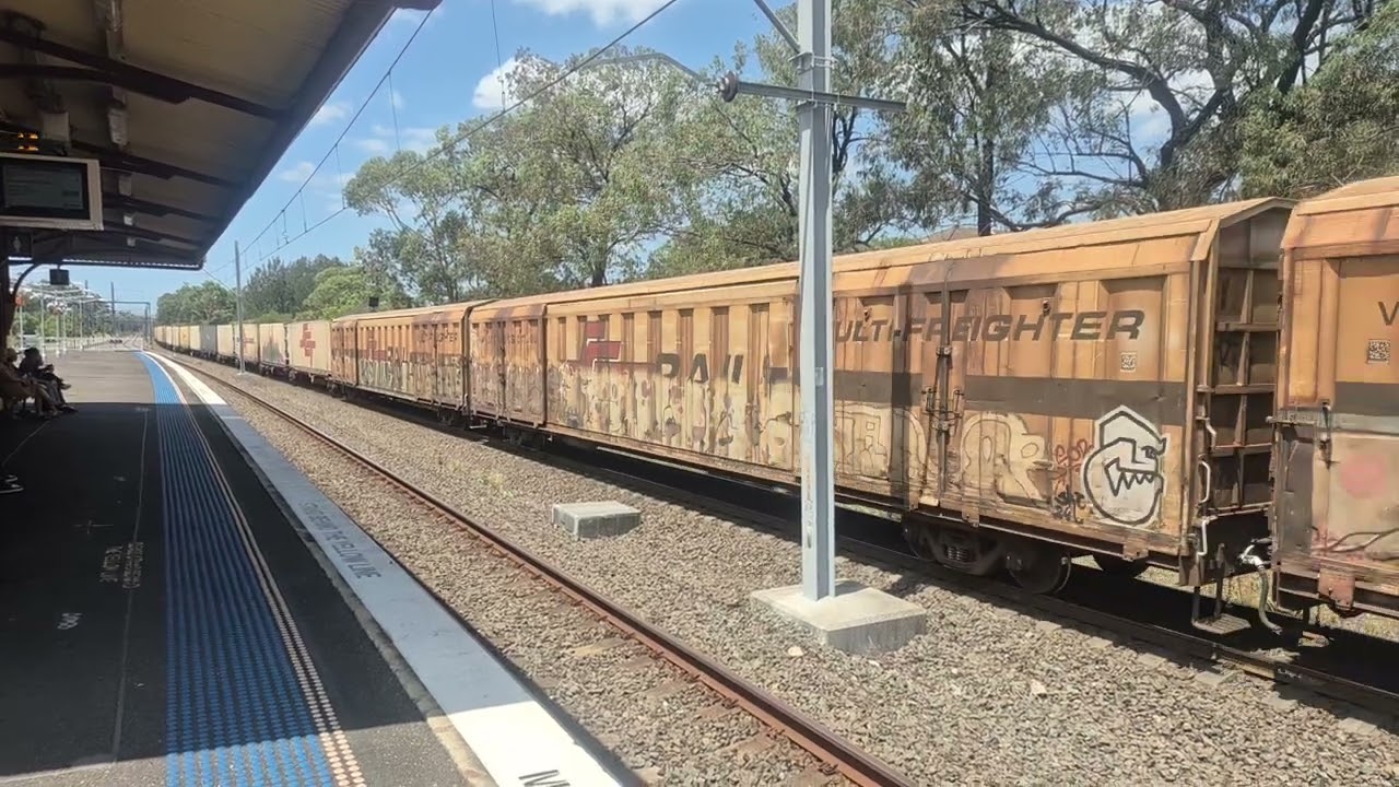 CSR018  001  going   pass  Carrmar  Station   in  August  2025