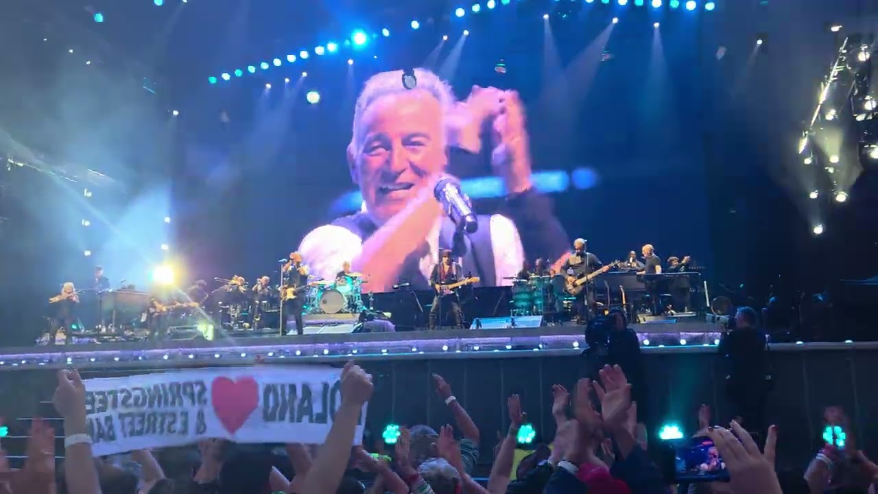 Bruce Springsteen - Dancing in the Dark (4K), Live in Prague, 15.06.2025 #springsteen #estreetband